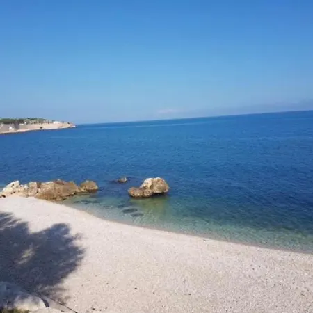 Acquazzurra Casa de Férias